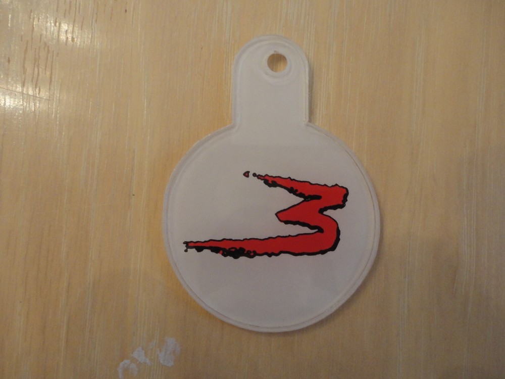 Lethal Weapon 3 Pinball Machine Key Chain Fob