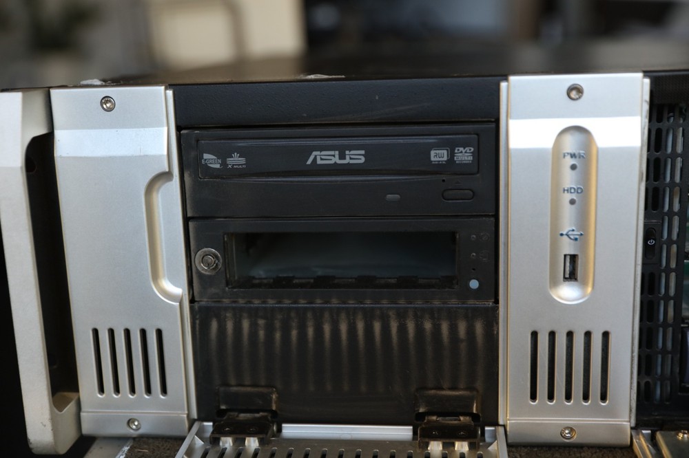 Doremi Showvault Cinema Server