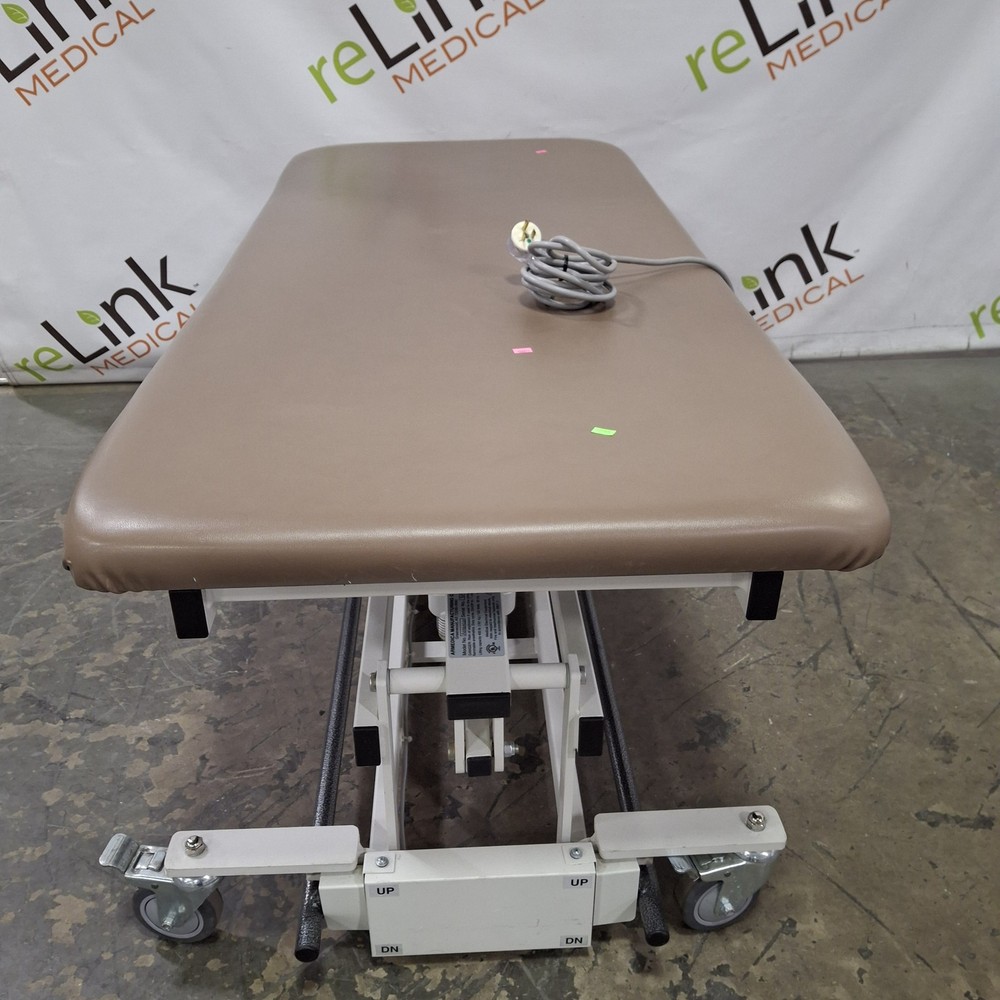 Armedica AMBA 200 Treatment Table