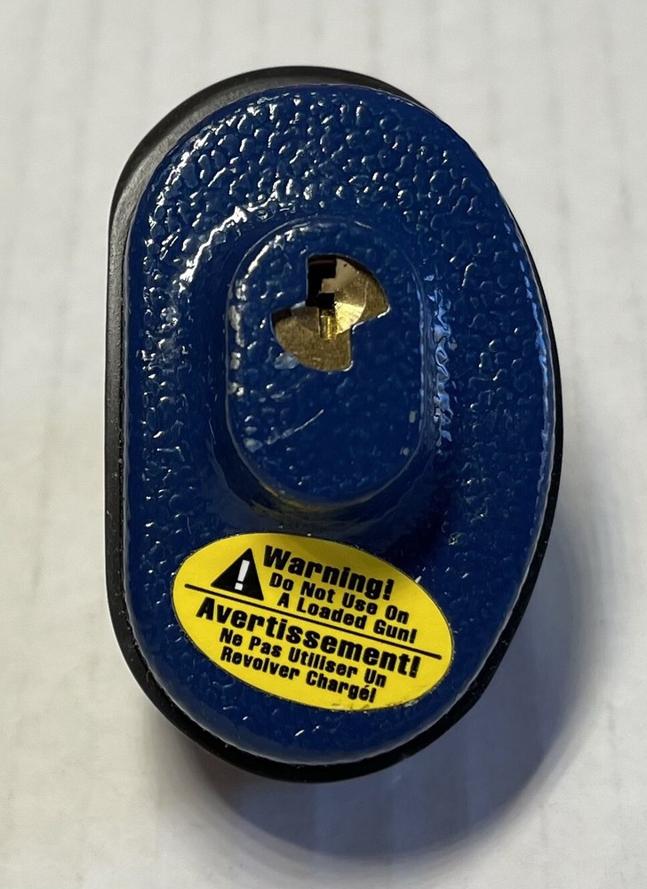 MASTER LOCK 90 Trigger Gun Lock Keyed Alike Rubber Pads
