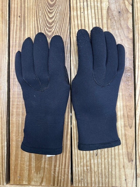 3mm Gloves Medium