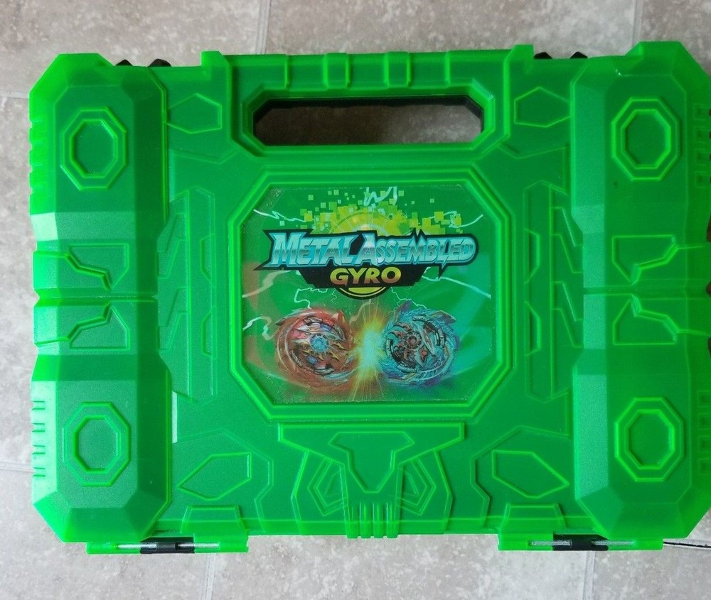 Beyblades Lot 27 Piece