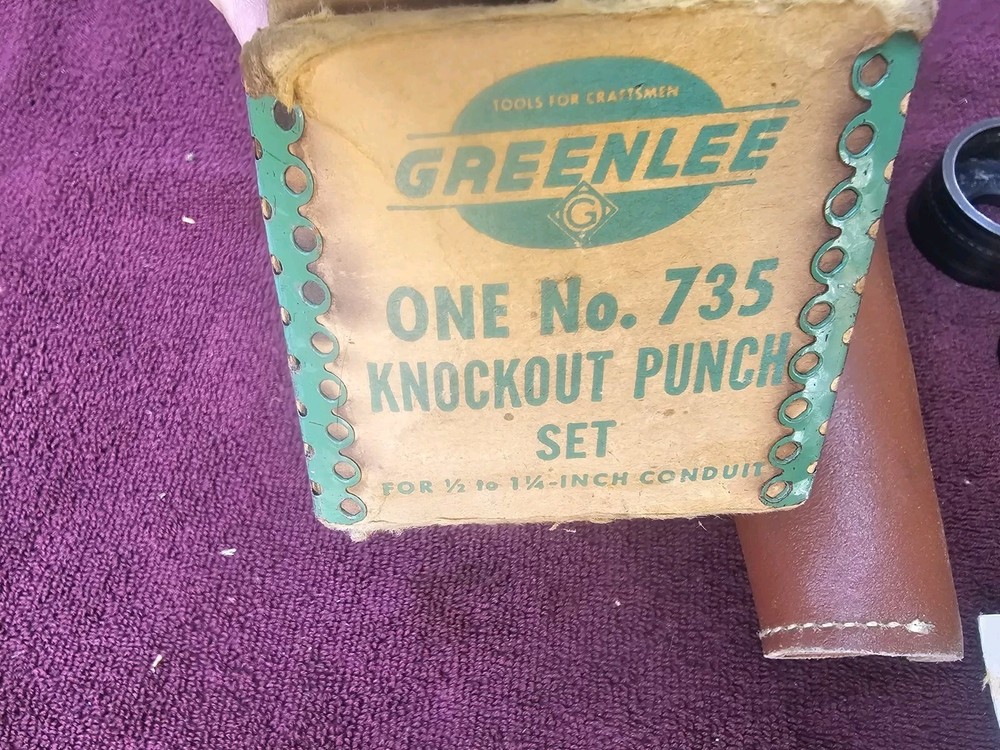 Greenlee Conduit Knockout Punch Set 735 with Case and Box