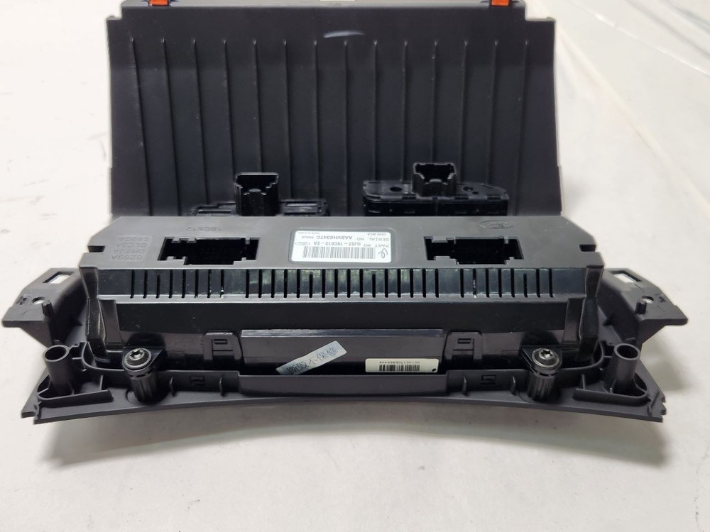 Used A/C Selector Switch fits: 2017 Ford Escape Front automatic temperature cont