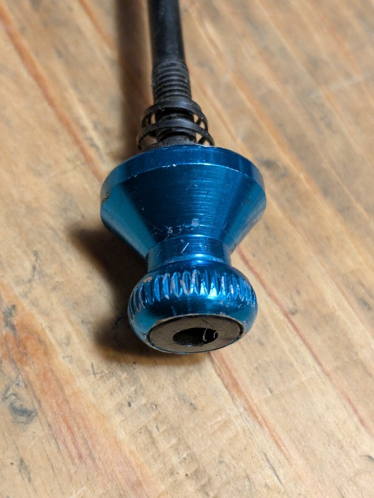 Tranz-X Quick Release Skewer Blue Front