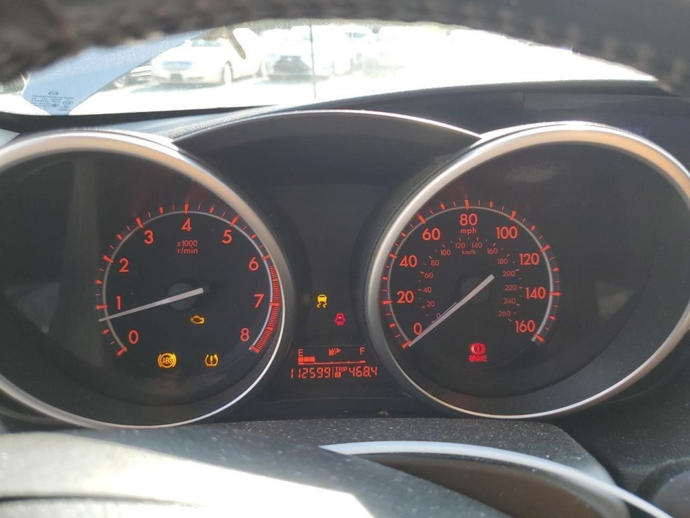 3 2010 Glove Box 4883126