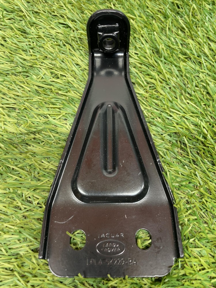 ✅ 2022 RANGE ROVER MUFFLER UPPER BRACKET OEM