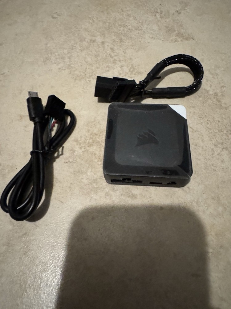 iCUE Link System Hub Black