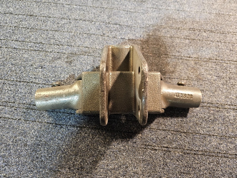 Underslung Hitch Head Part , Brown AT1828