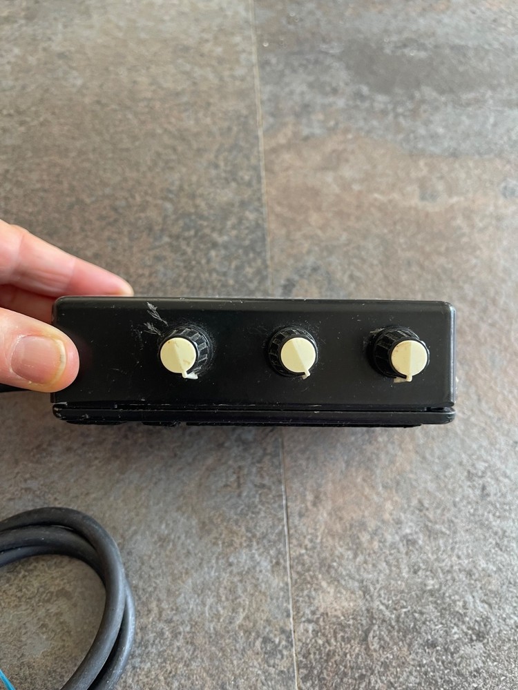 Vintage Frontline Pre Amplifier Compact All Rounder Acoustic instrument UNTESTED
