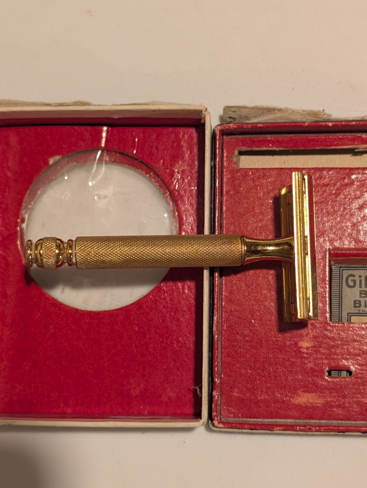 Vintage Gillette Gold Tech Double Edge Razor