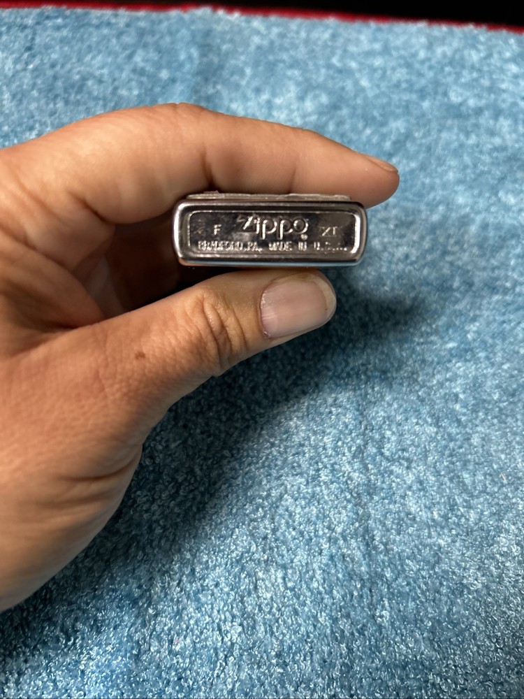 ZIPPO HP CHROME GORILLA LIGHTER 1996