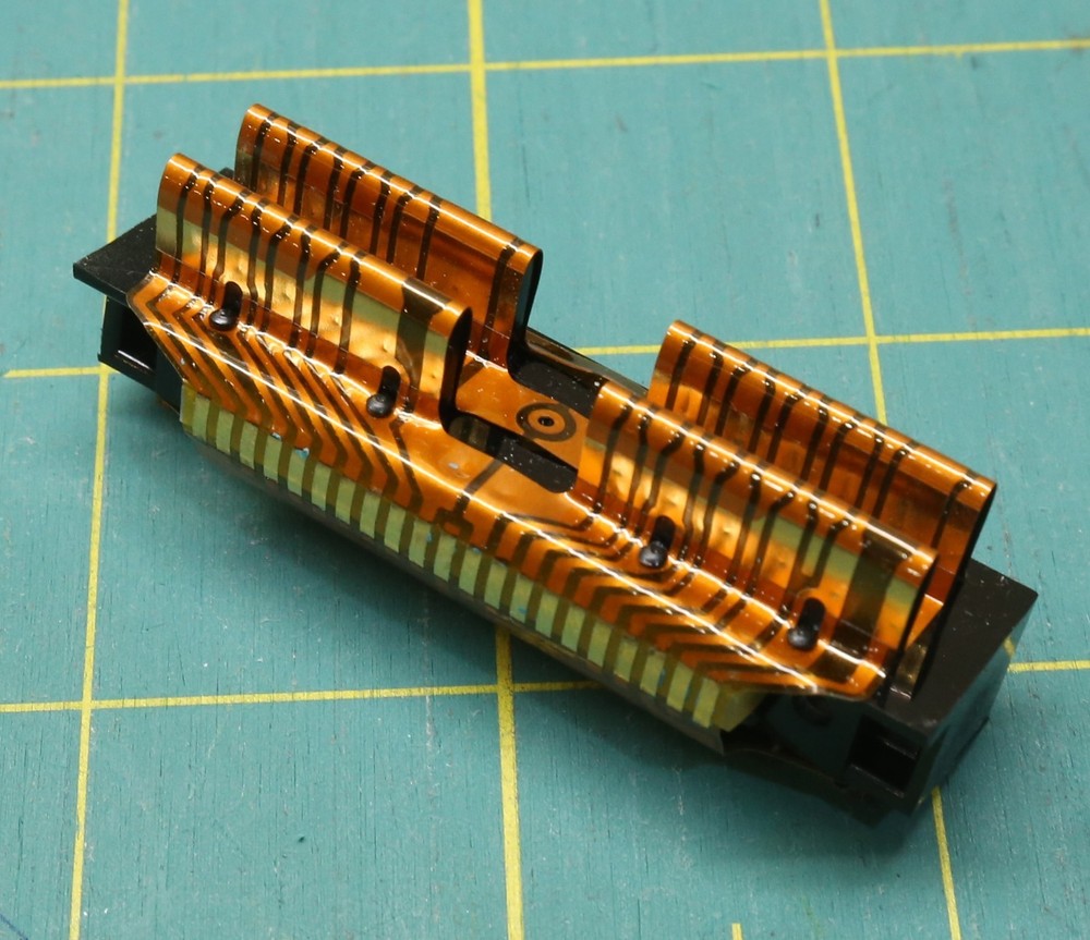 Hewlett Packard HP-41CX Halfnut Battery Bay/Module Connector