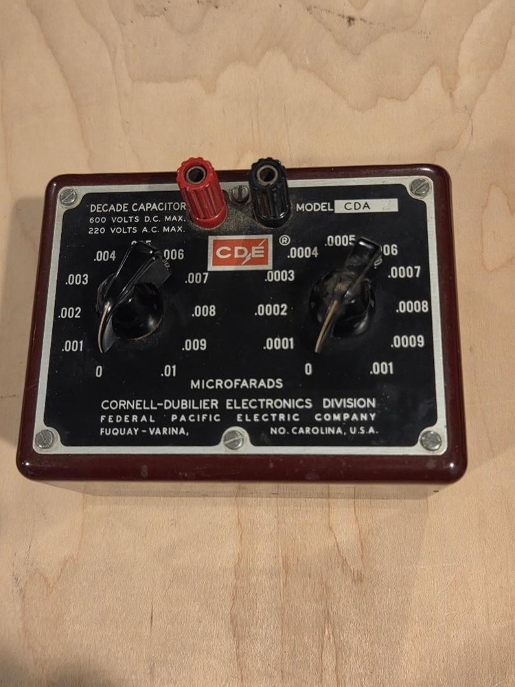 VINTAGE CORNELL-DUBILIER DECADE CAPACITOR MODEL CDA