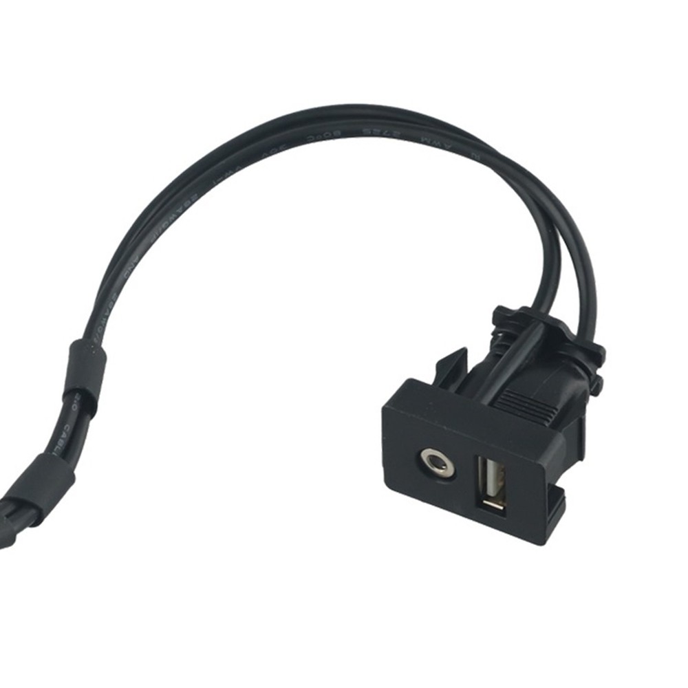 Wear Resistant Car USB AUX Panel Mount with High Speed Data Transmission