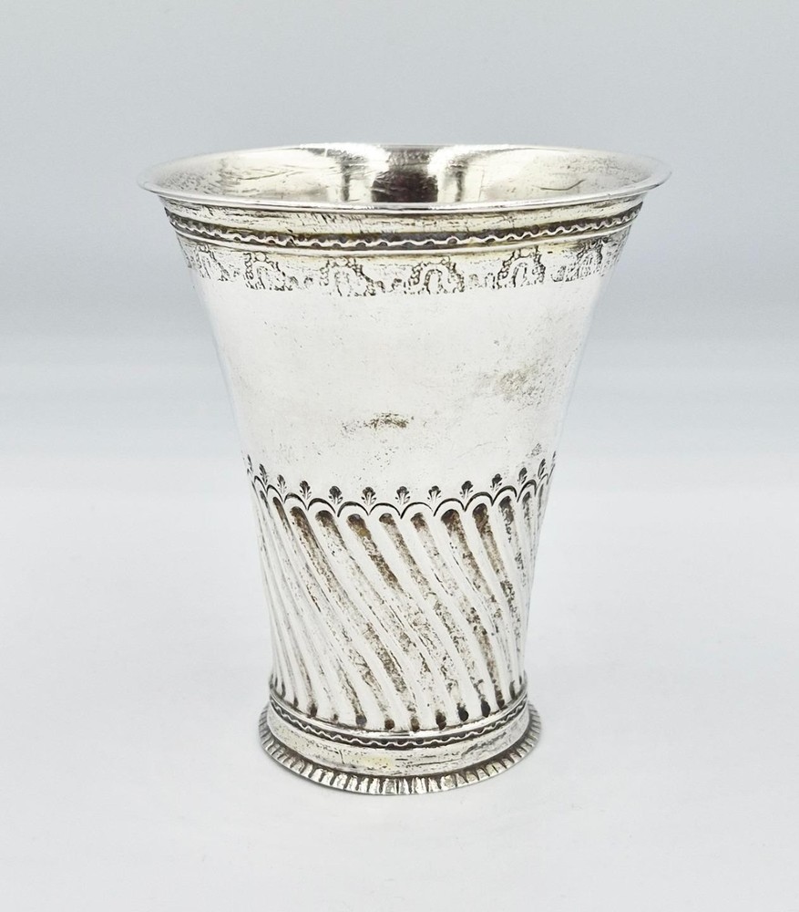FINE 18TH CENTURY SWEDISH SOLID SILVER BEAKER CUP - CLM