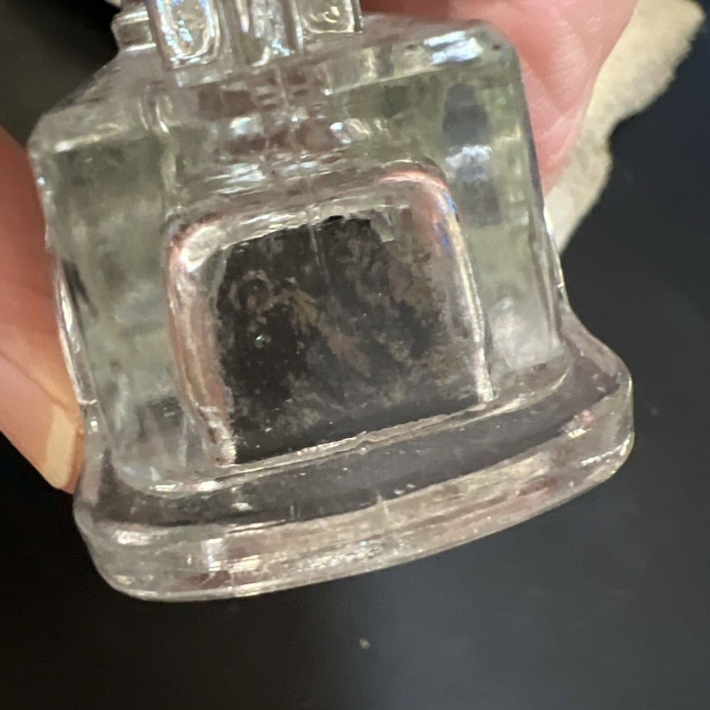 FIRE ENGINE GLASS CANDY CONTAINER ENGINE 1930s VICTORY GLASS