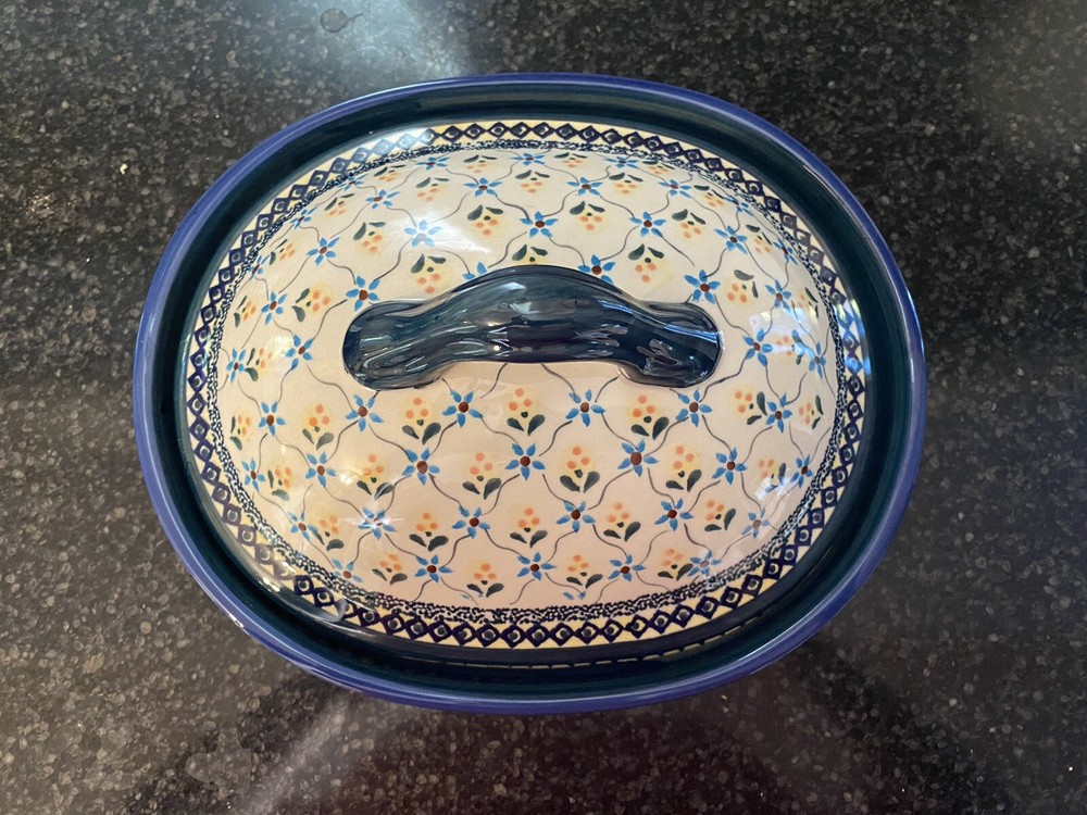Polish pottery Oval Baker With Lid