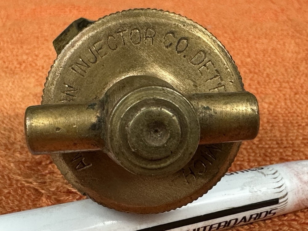 Original Vintage AMERICAN INJECTOR BRASS Display OLD Tool