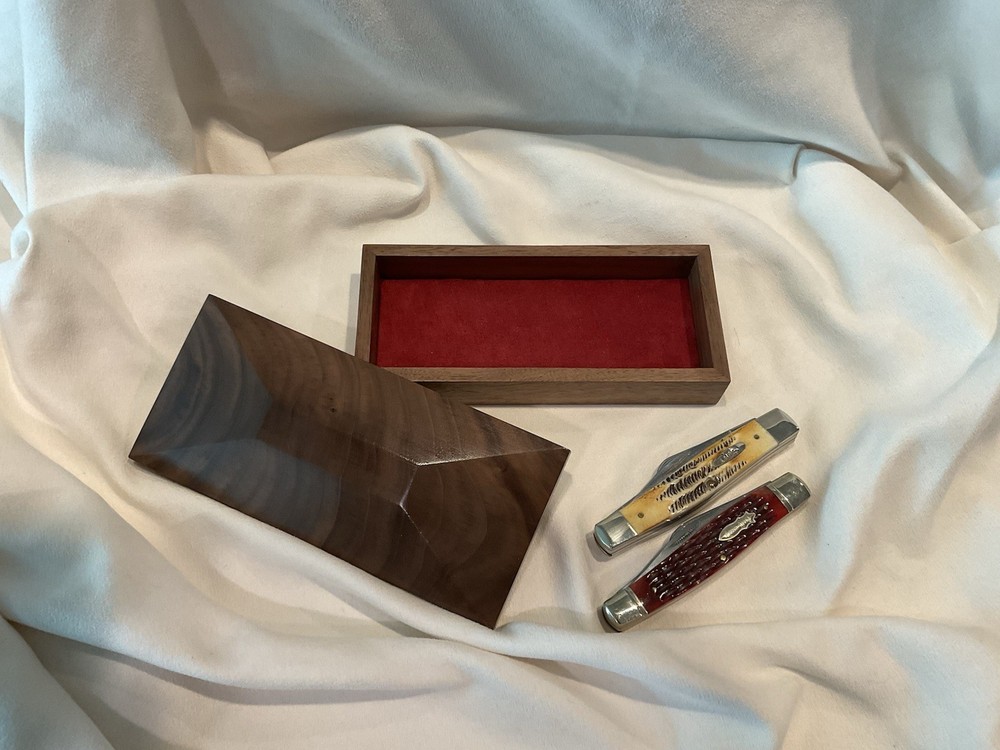 Case knife Black Walnut Display Box