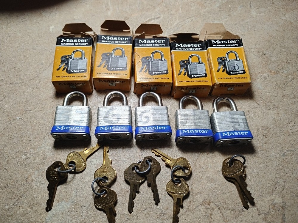 Vintage No. 7 Master Locks With Original Boxes With Keys Keyed The Same 5 Lot