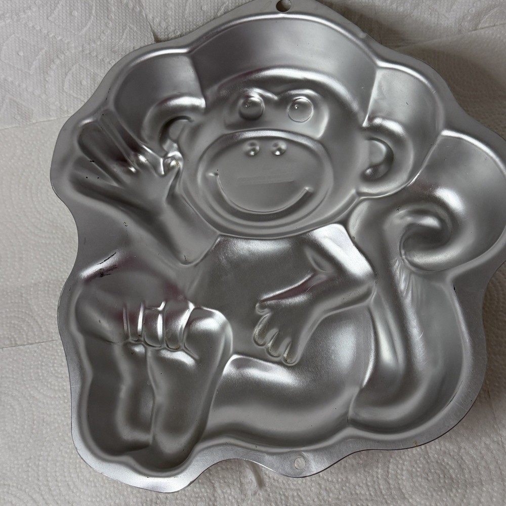 Wilton Monkey Cake Pan 2105-1023 Bakeware 2008