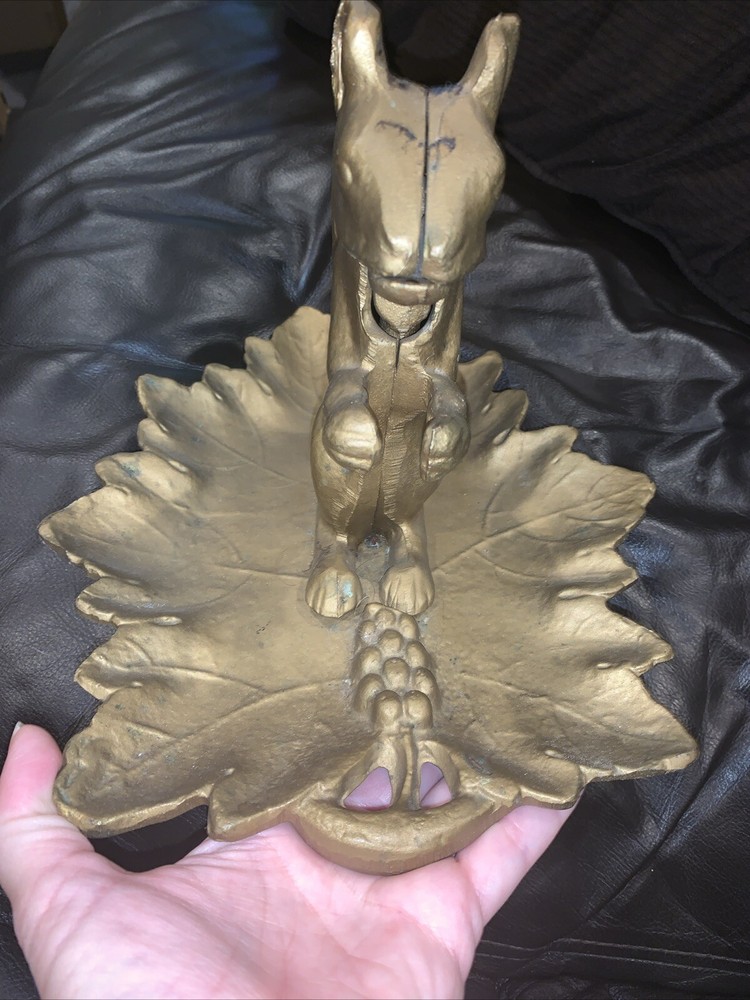 Large Vintage Cast Metal Squirrel on Leaf Mechanical Nut Cracker