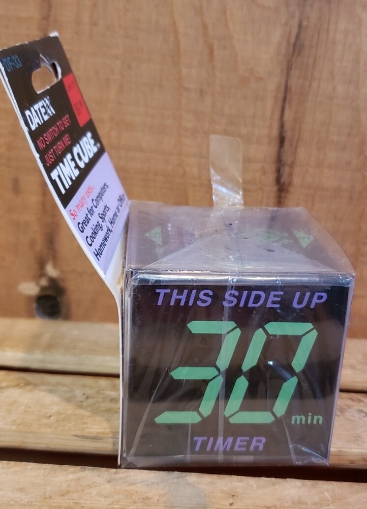 Vintage Datexx Time Cube DF-33
