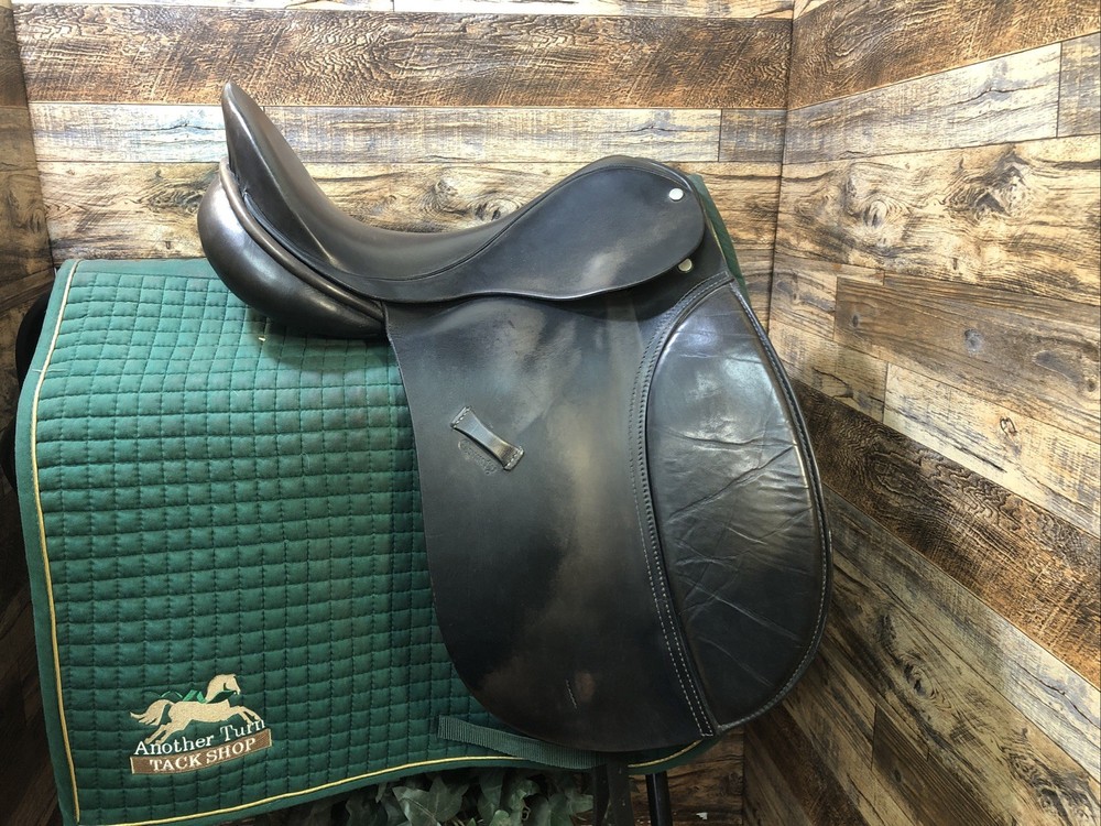 16.5" County W.B. Dressage Saddle