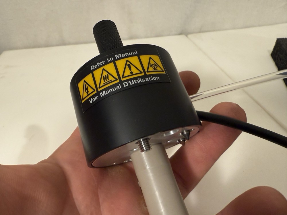 Waters Micromass Q-Tof Mass Spectrometer Ion Source