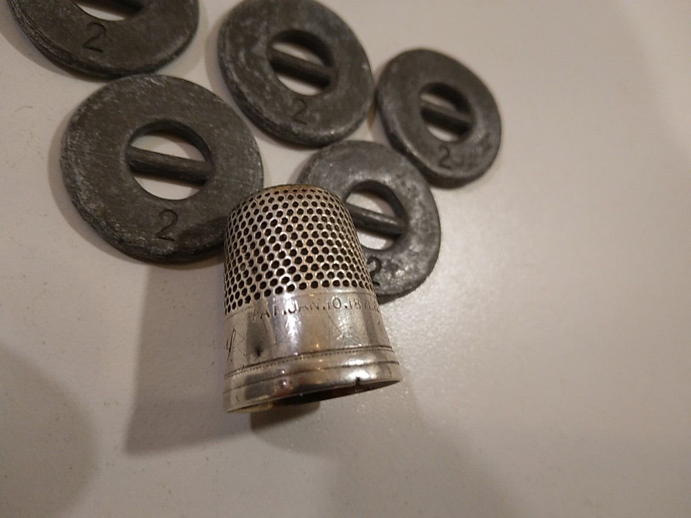 ANTIQUE SEWING THIMBLE AND BUTTON LOT