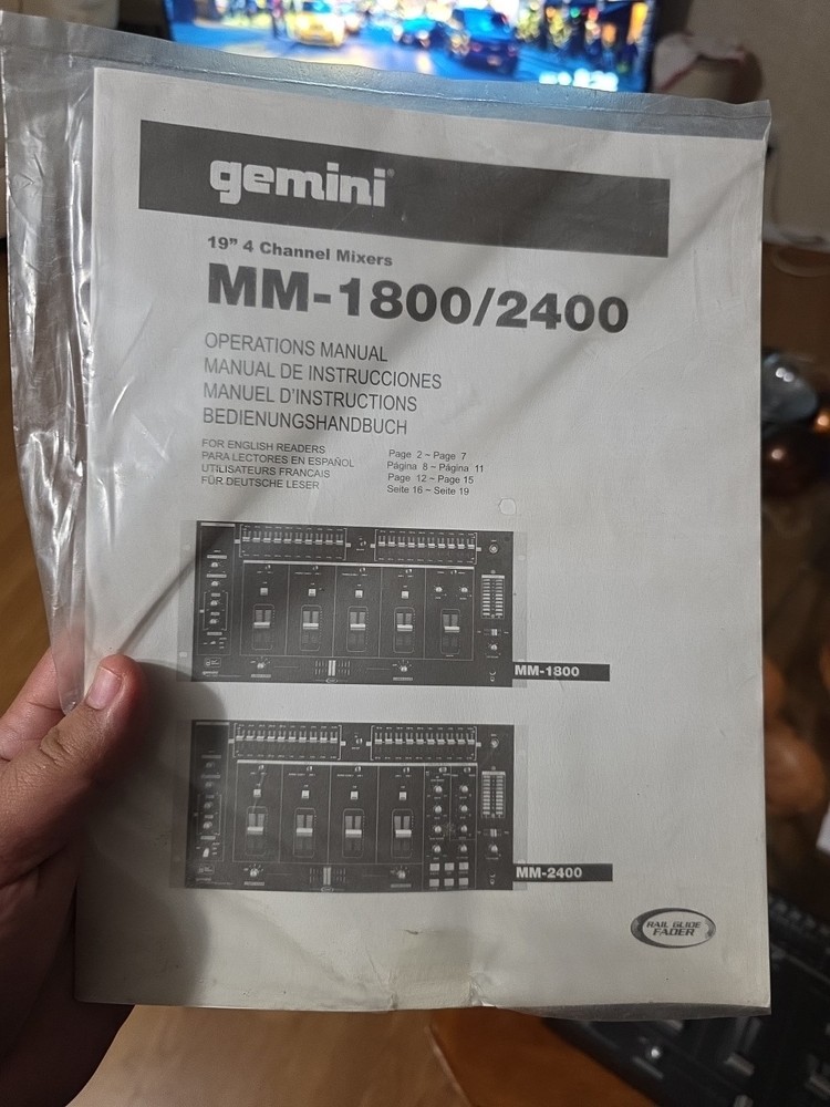 MM-2400 Profesional Mixer