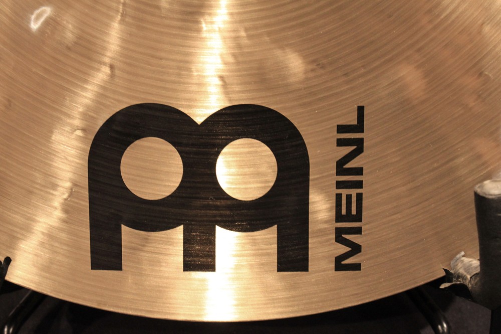 Meinl Byzance 18" Extra Thin Hammered Crash - Demo!
