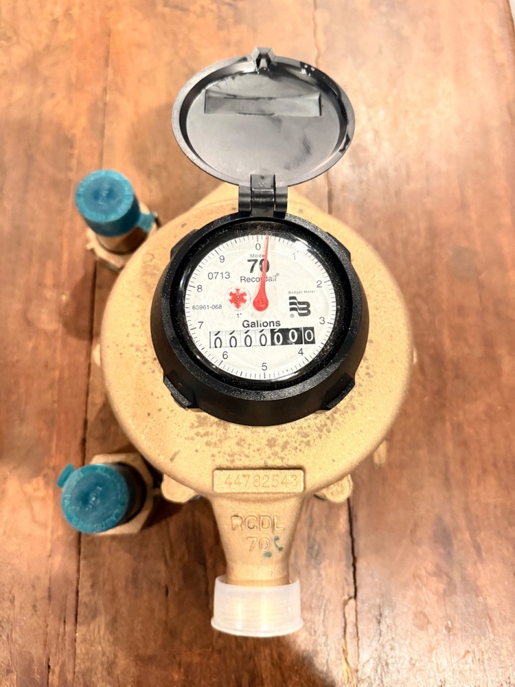 Badger Meter Bronze Flow Meter- 44782543