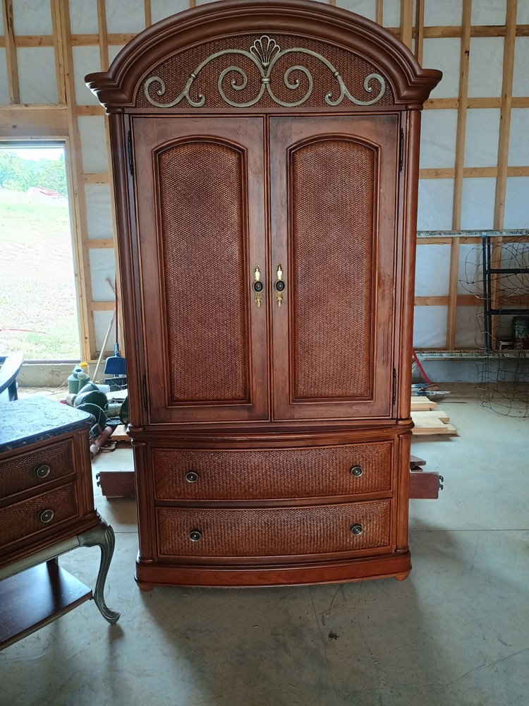 Human Bedroom Set