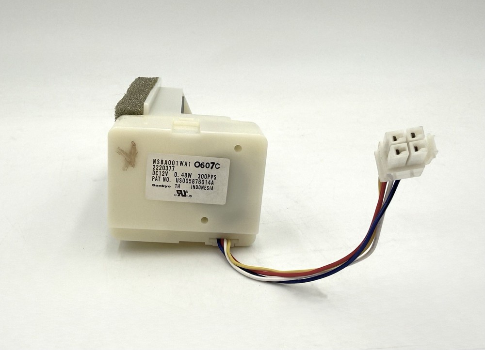 Kitchenaid Refrigerator Air Damper Diffuser 2221296 US005876014A