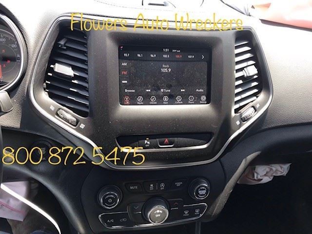 CHEROKEE 2019 Camera/Projector 717198