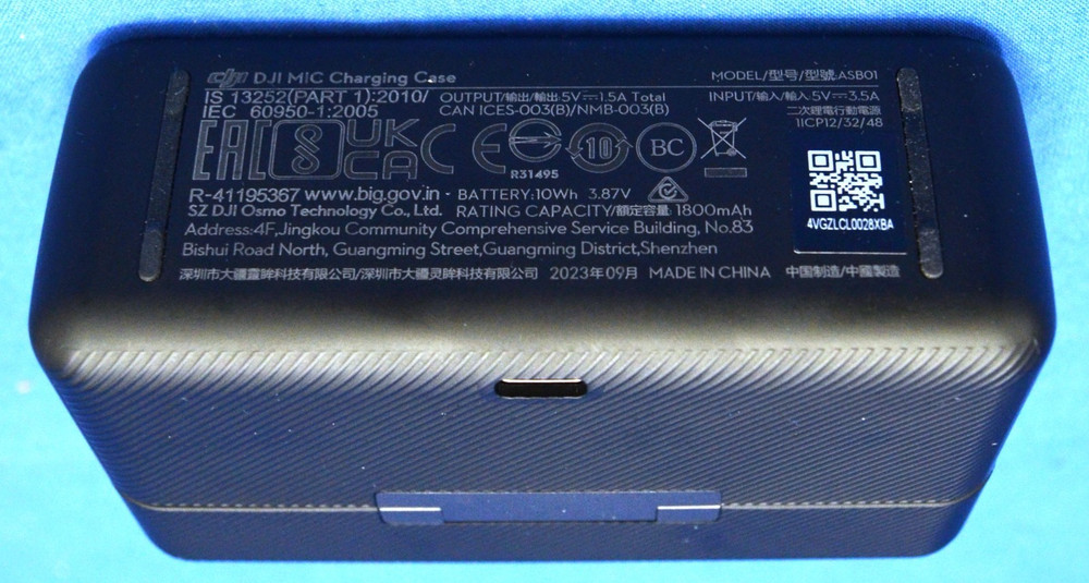 DJI Mic Wireless Microphone ASB01 - Two Mics Receiver & Charging Case