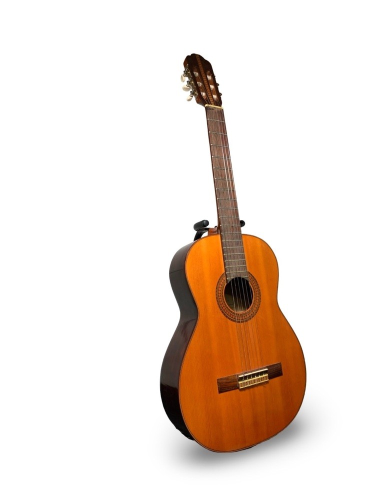 Ariel K-70 Classical Guitar – Black Case