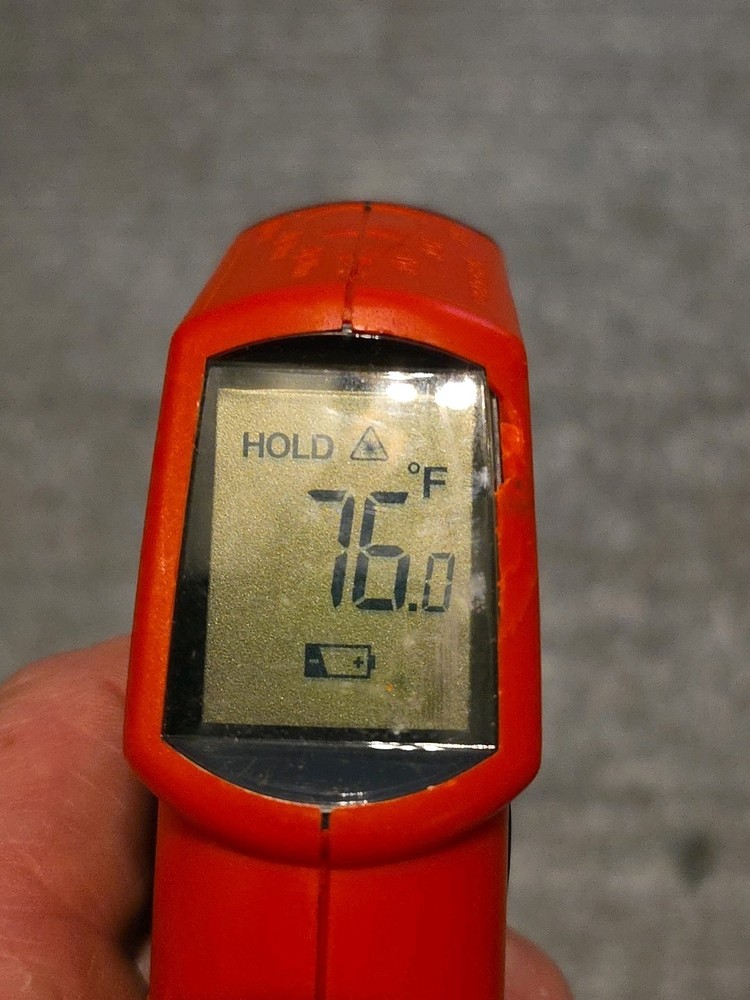 Meterman Infrared Thermometer with Laser Pointer IR608
