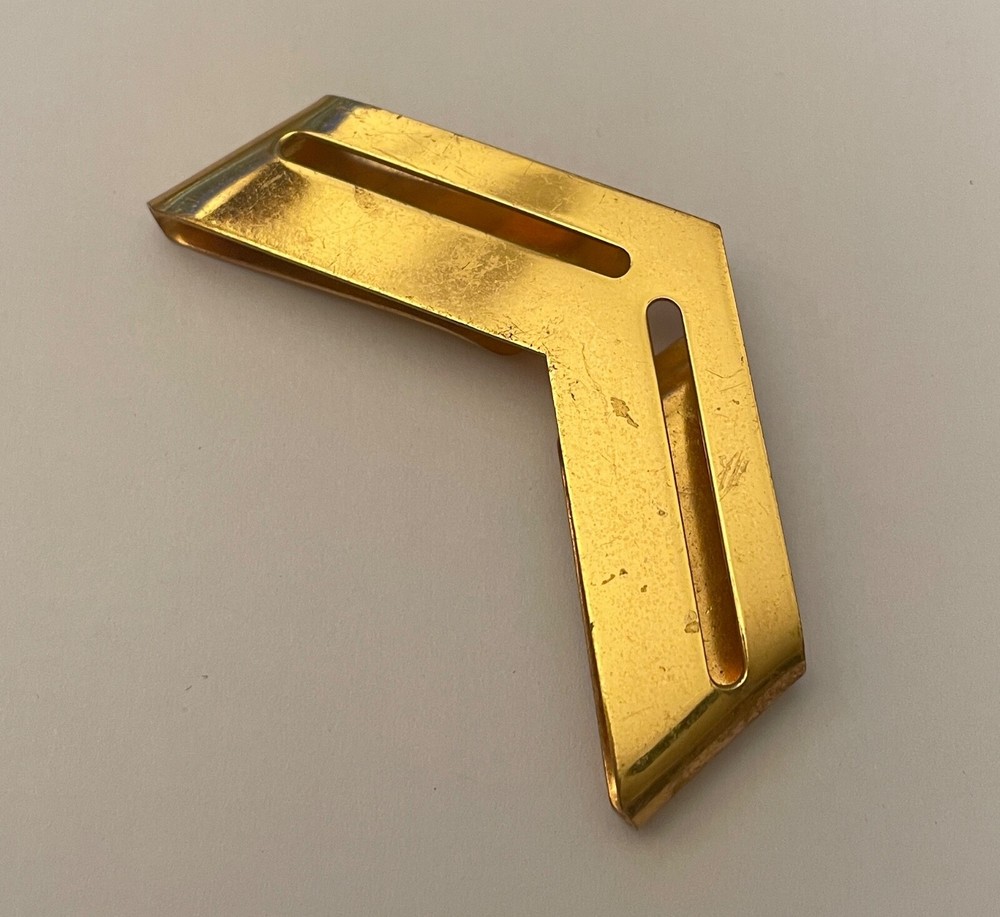 Metallic Shoulder Grade. Sergeant ADL. B (L50)