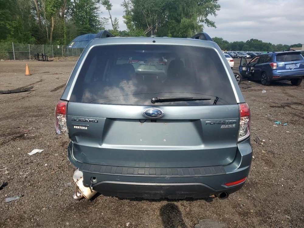 FORESTER 2012 Glove Box OEM