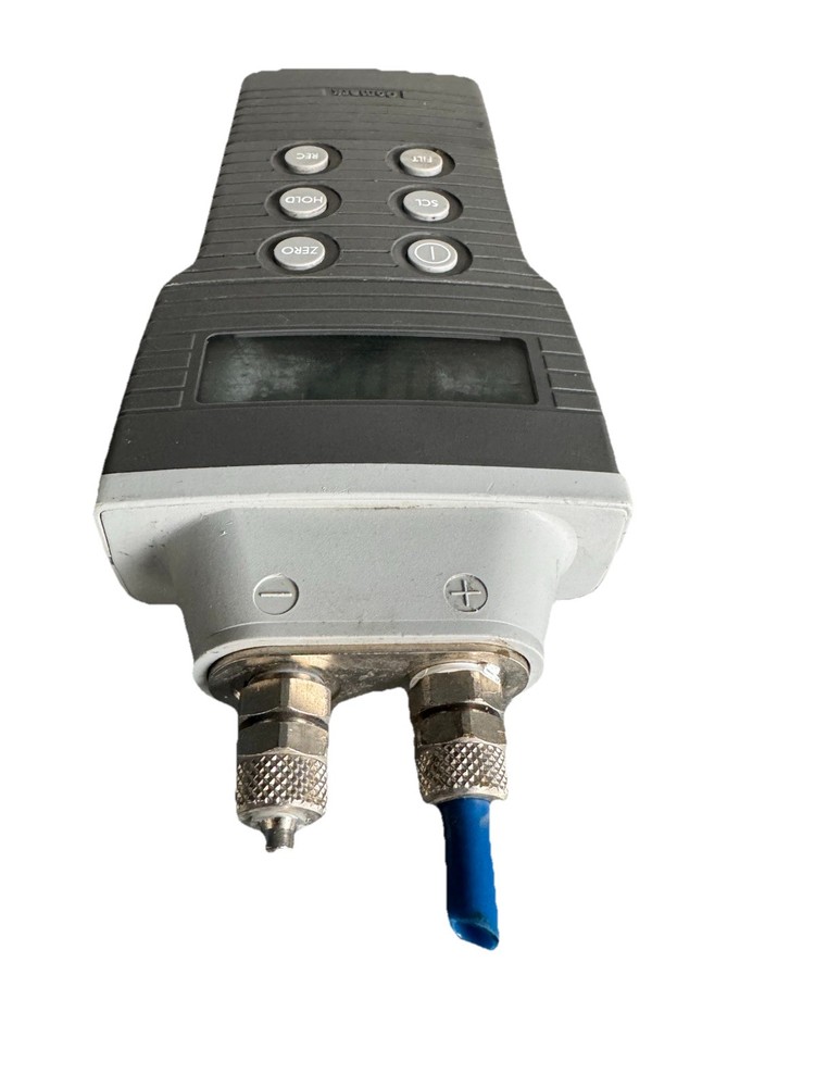 COMARK C9557 PRESSURE METER