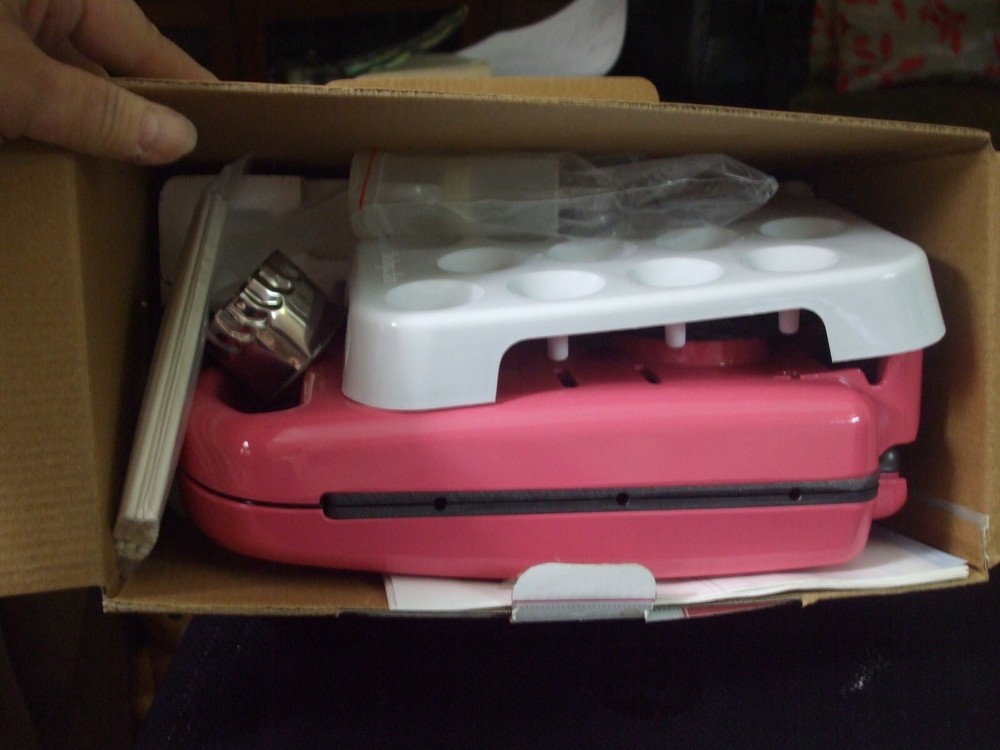 The Original Babycakes Pie Pop Maker Model #PM-100HS