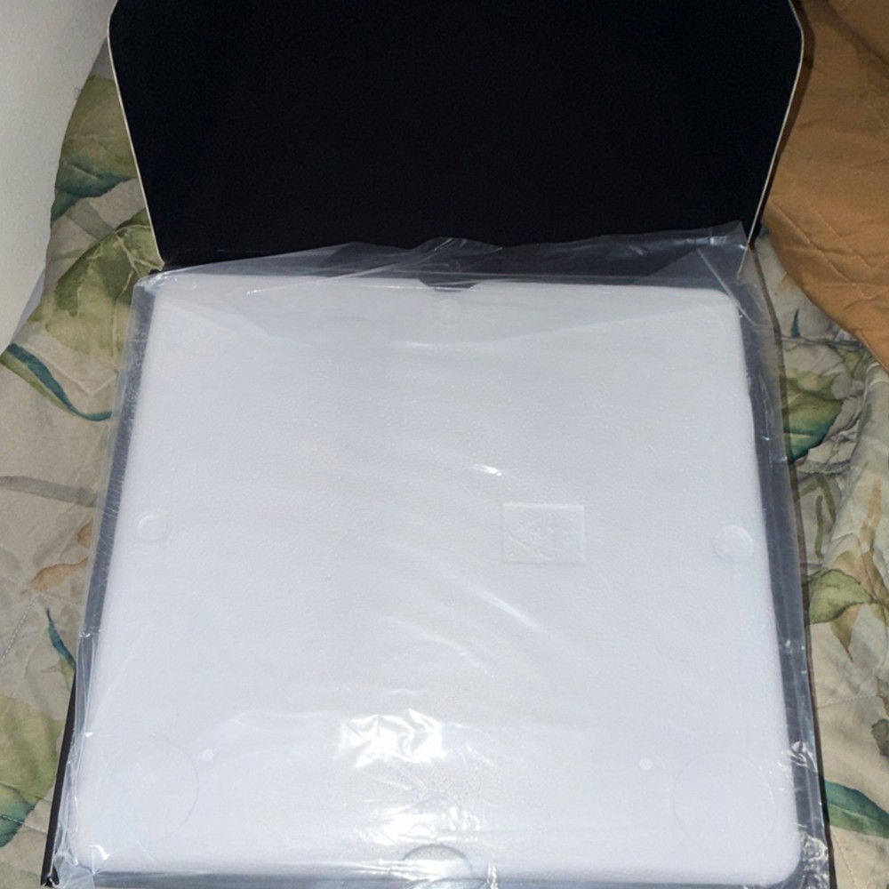 Native Instruments Maschine Sampler & Sequencer Black 16 Pad Tabletop Digital