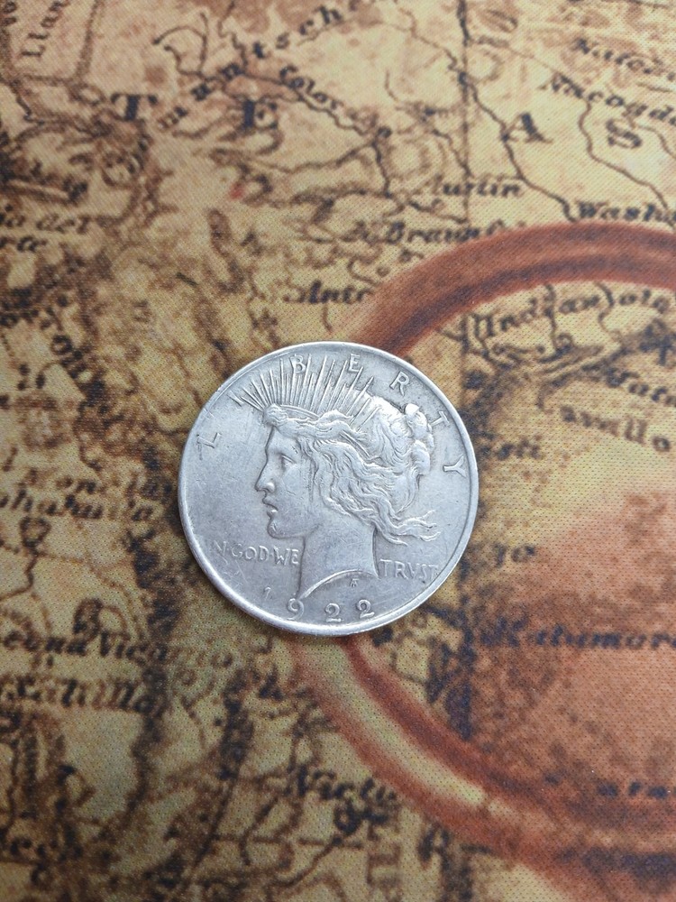Silver 90%  1922 P  Peace Dollar   TP-0637