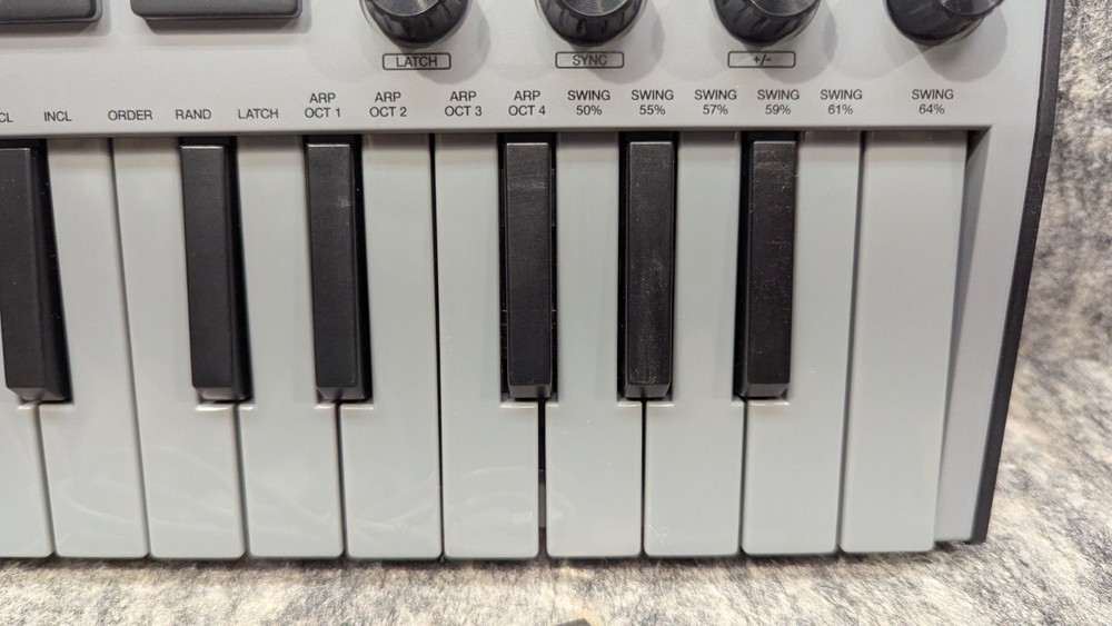 Akai Professional MPK Mini MK3 25-Key USB MIDI Keyboard & Pad Controller