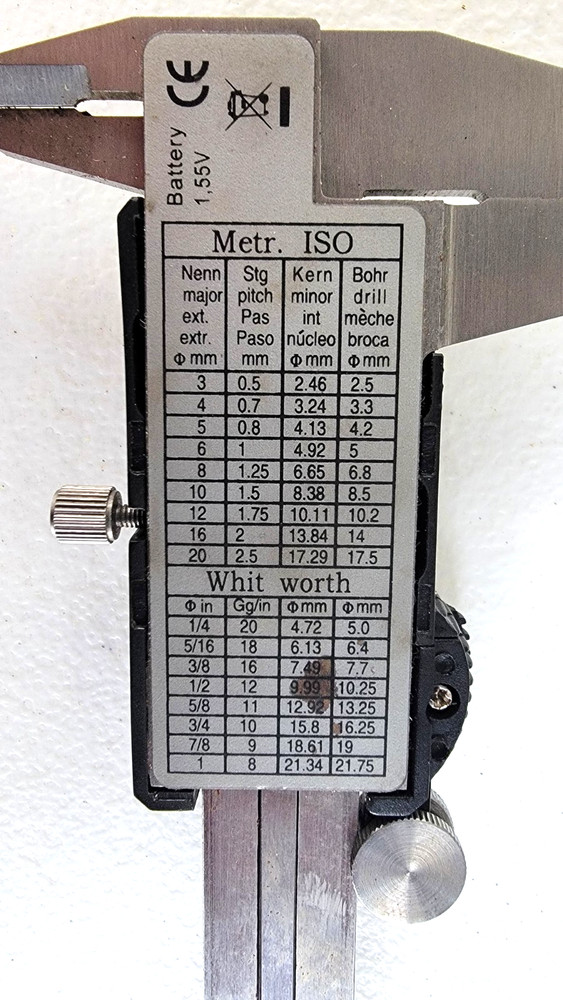AmPro Precision Electronic Digital Caliper, 0 - 6" (0 - 150mm) Range, .0005"