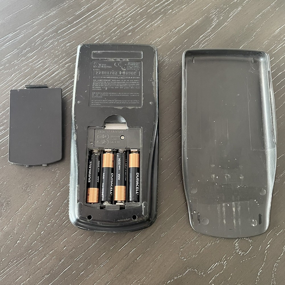 Texas Instrument TI-83 Calculator WORKING