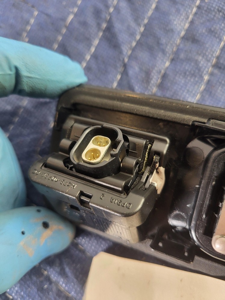 Used Oem Jaguar Rear View Camera & Trunk Release Switch for 2018-2020 E-Pace